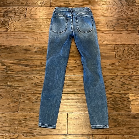 Free People High Rise Skinny Ankle Size 26 - Picture 2 of 16